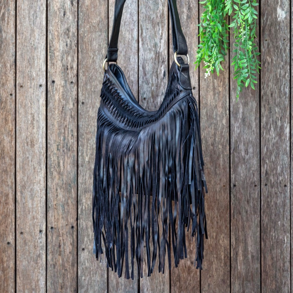 5 luxe fringe bags to strut in this Spring/Summer 2021